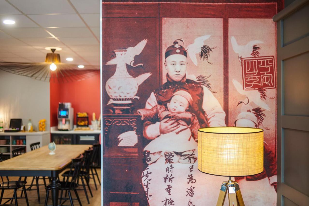 Ibis Styles Nantes Centre Place Graslin Buitenkant foto