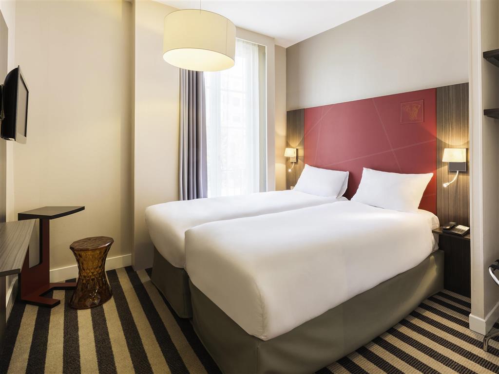 Ibis Styles Nantes Centre Place Graslin Buitenkant foto