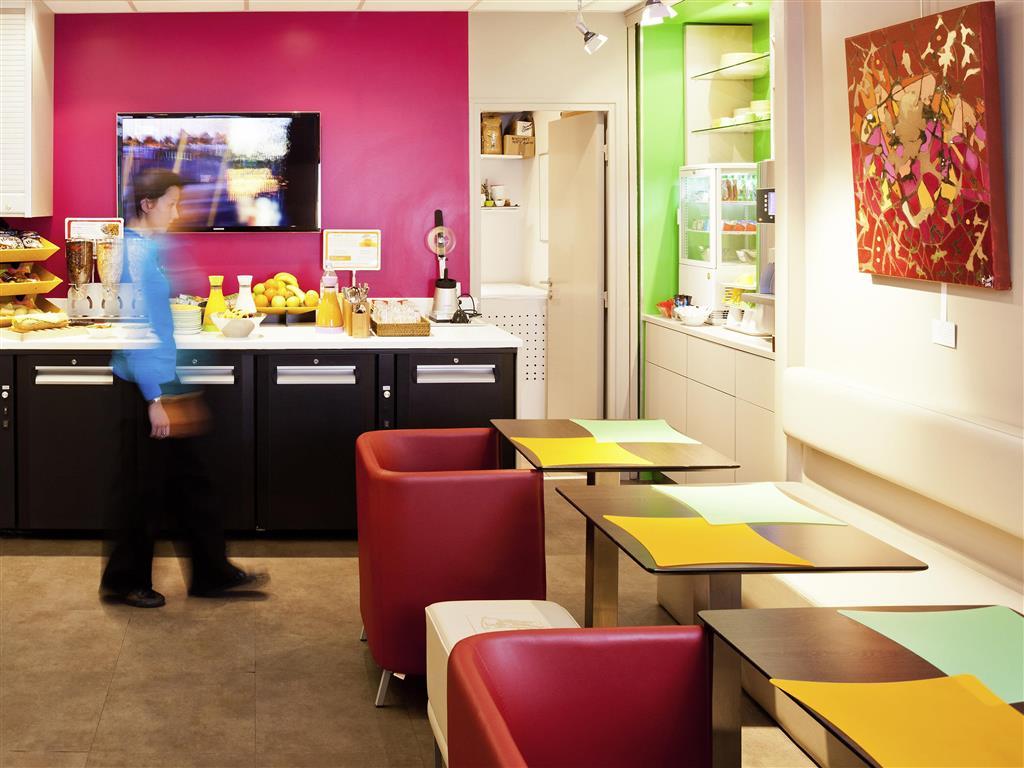 Ibis Styles Nantes Centre Place Graslin Buitenkant foto