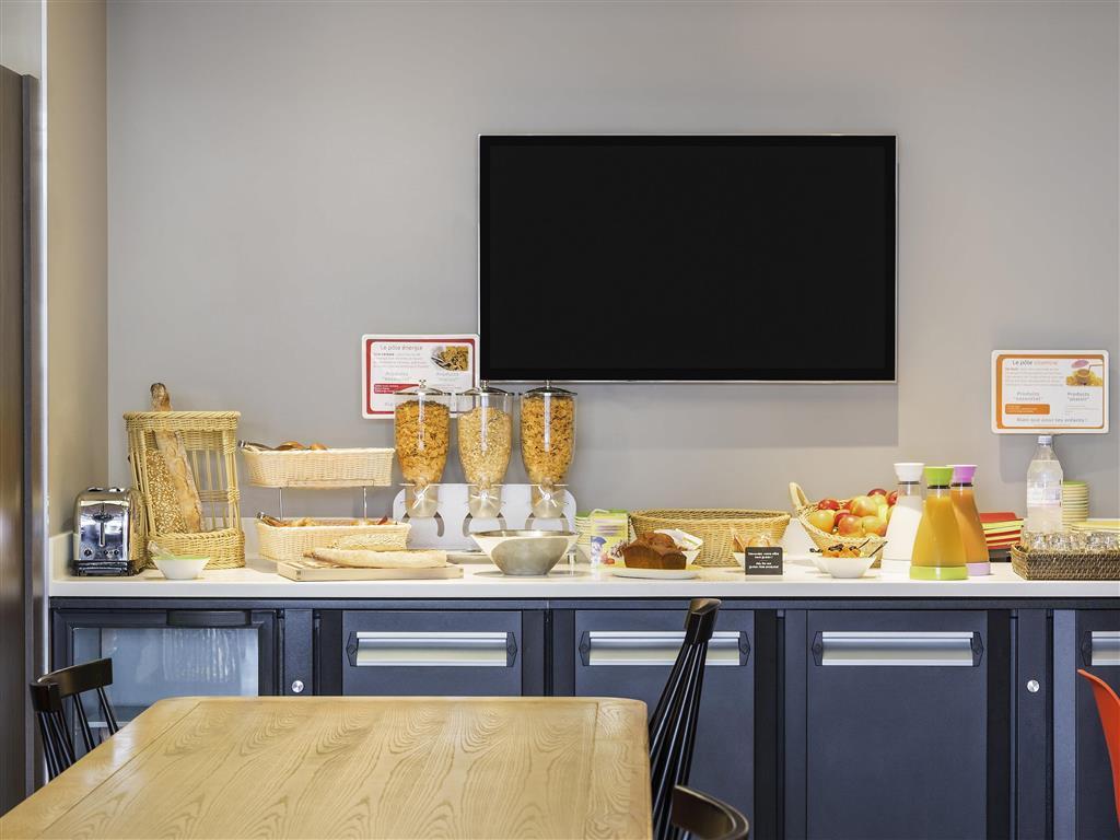 Ibis Styles Nantes Centre Place Graslin Buitenkant foto