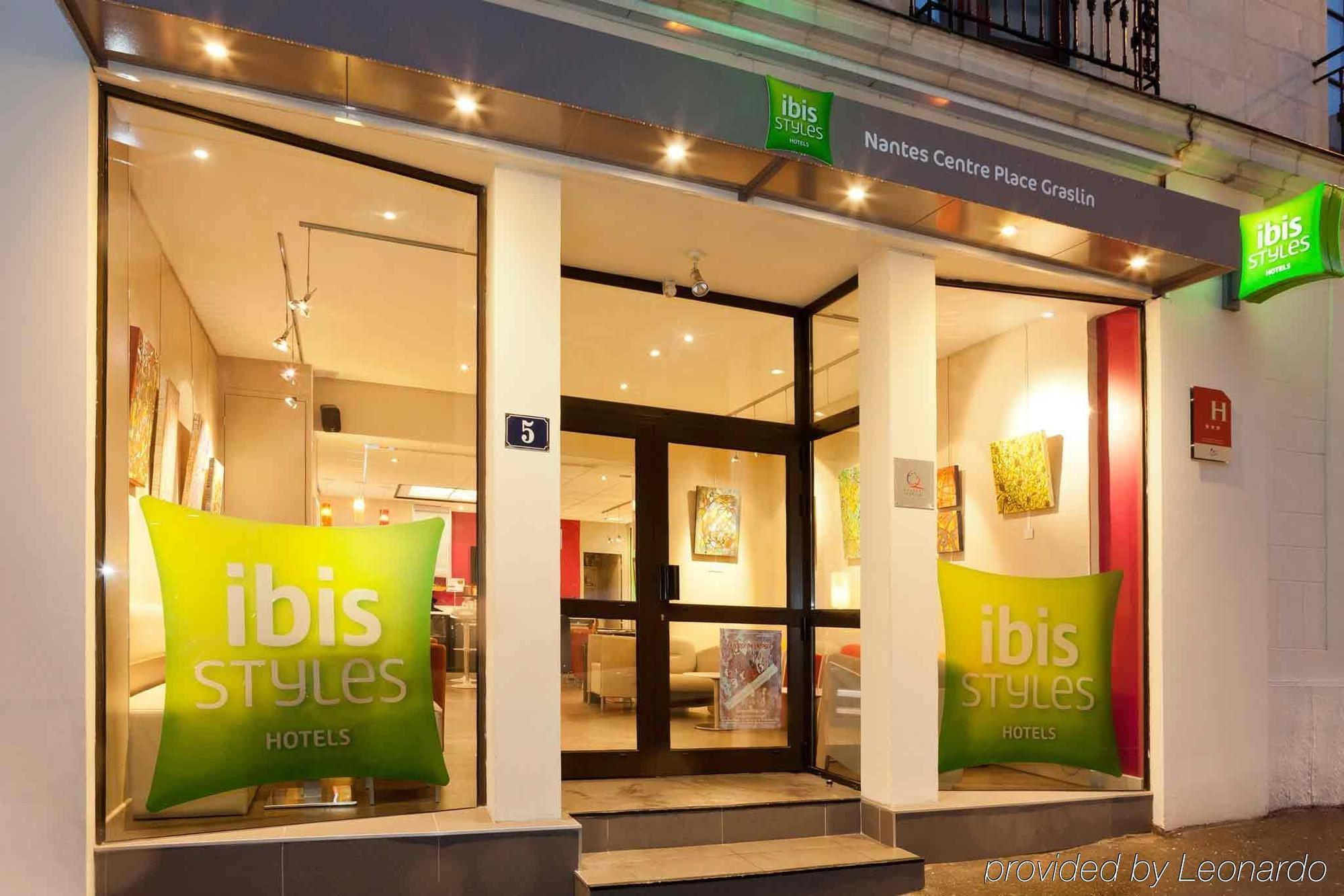 Ibis Styles Nantes Centre Place Graslin Buitenkant foto