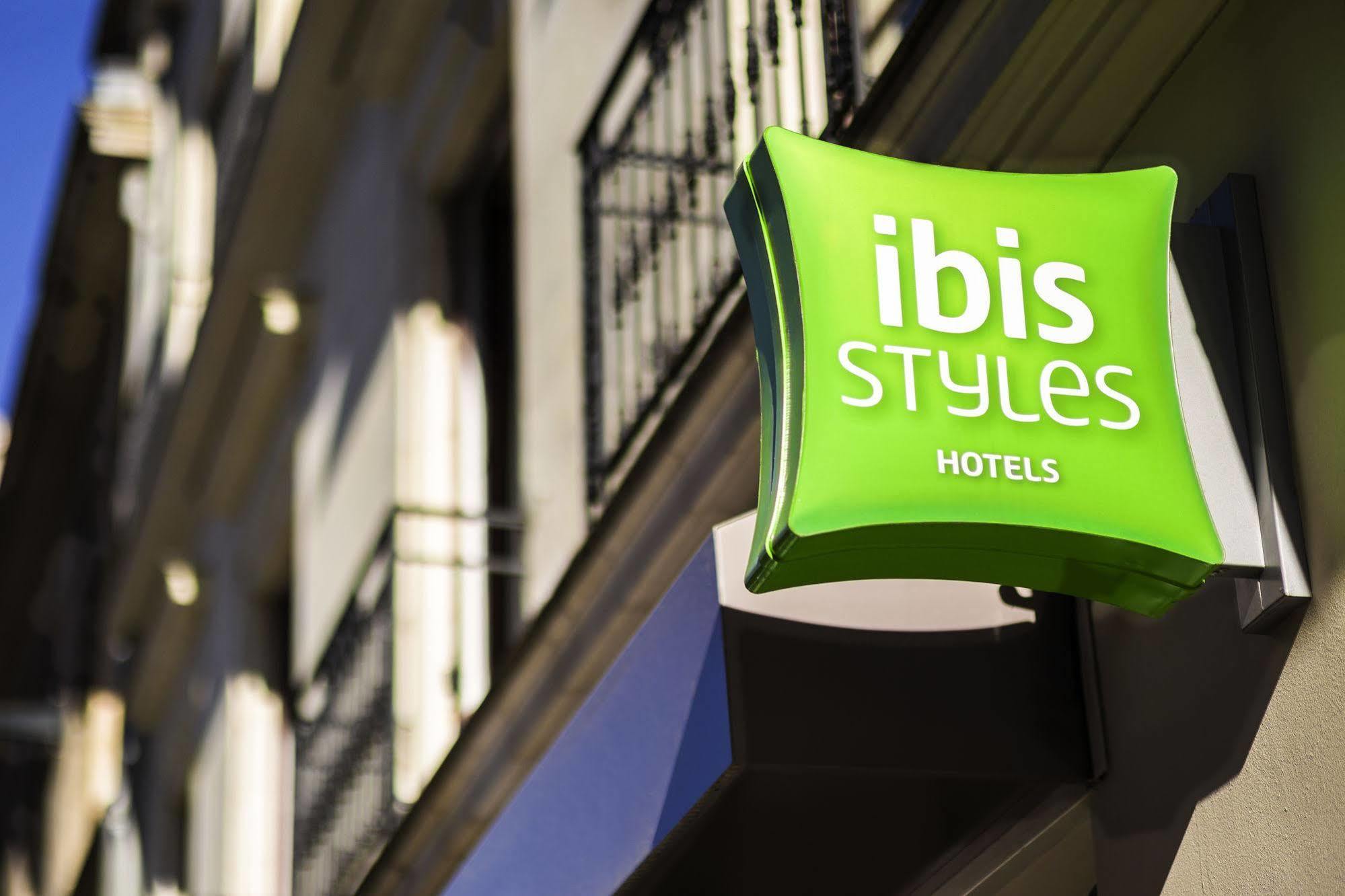Ibis Styles Nantes Centre Place Graslin Buitenkant foto